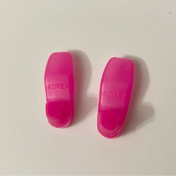 Vintage Barbie Pink Shoes Doll Accessory Korea - Picture 10 of 13